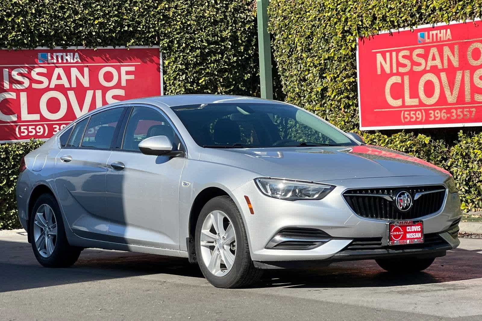 2019 Buick Regal Sportback Preferred 8