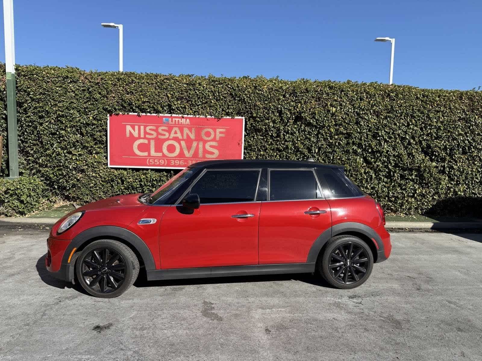 2017 MINI Hardtop 4 Door Cooper S 3