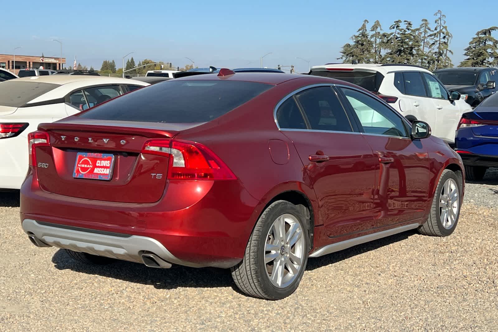 Used 2012 Volvo S60 T5 with VIN YV1622FS0C2020793 for sale in Clovis, CA