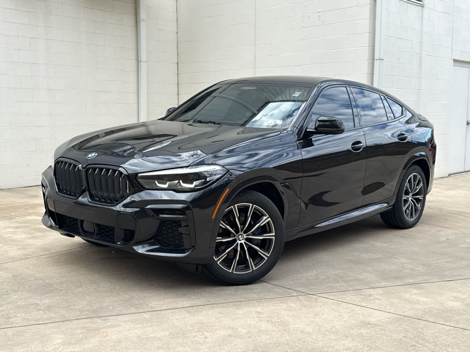 2022 BMW X6 xDrive40i AWD