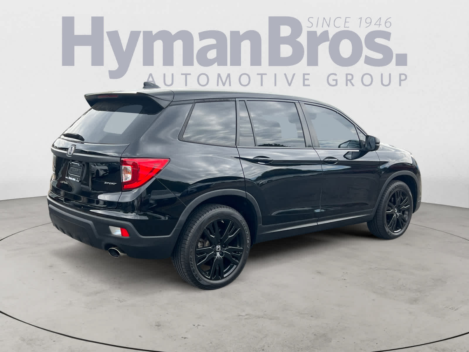 View vehicle photo 3