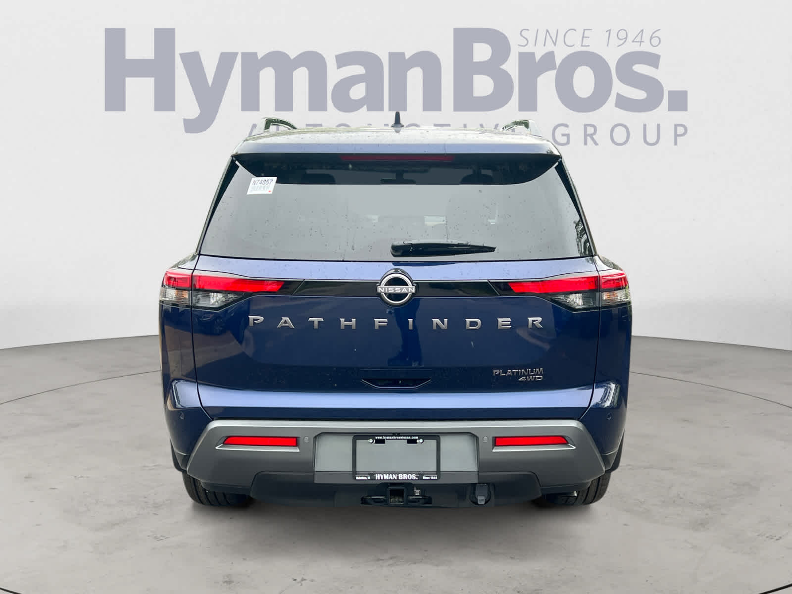 View vehicle photo 4