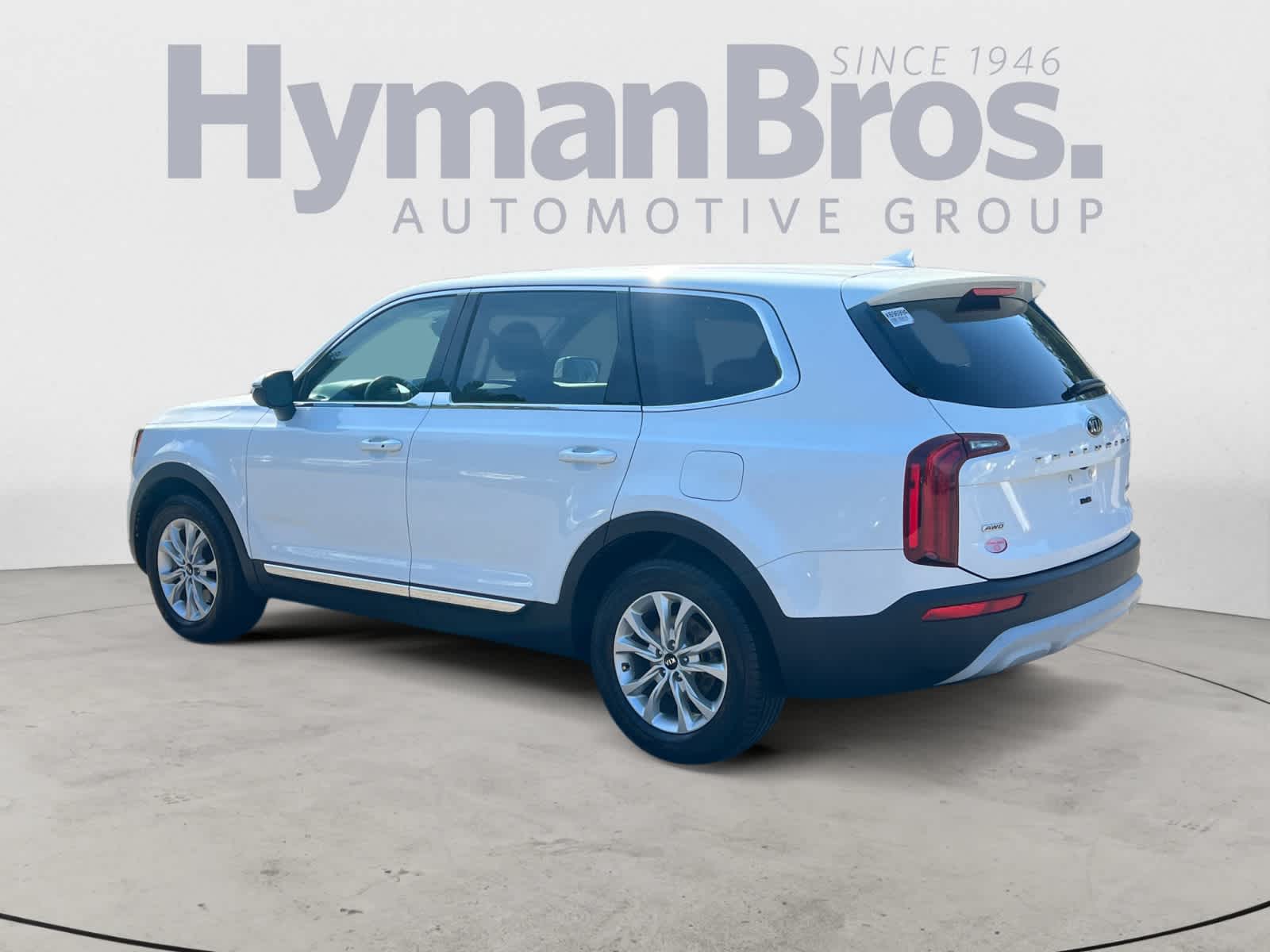 View vehicle photo 6