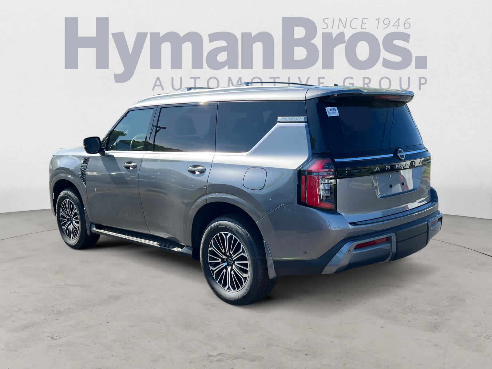 View vehicle photo 6