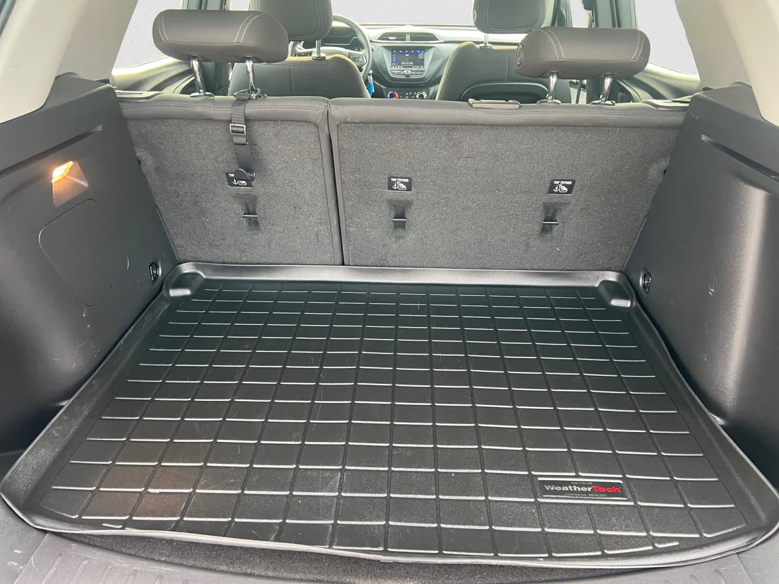 View vehicle photo 5