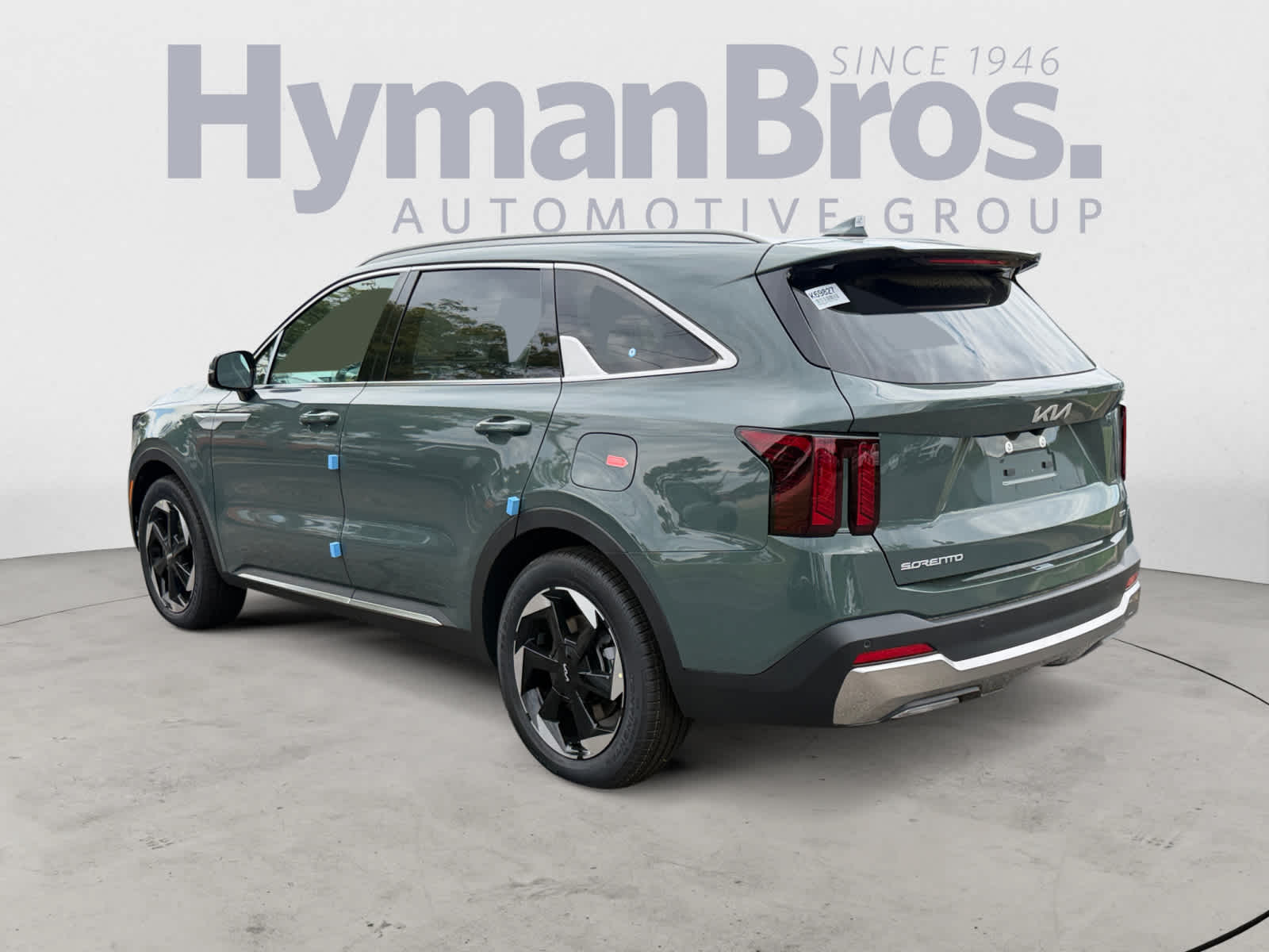 View vehicle photo 6