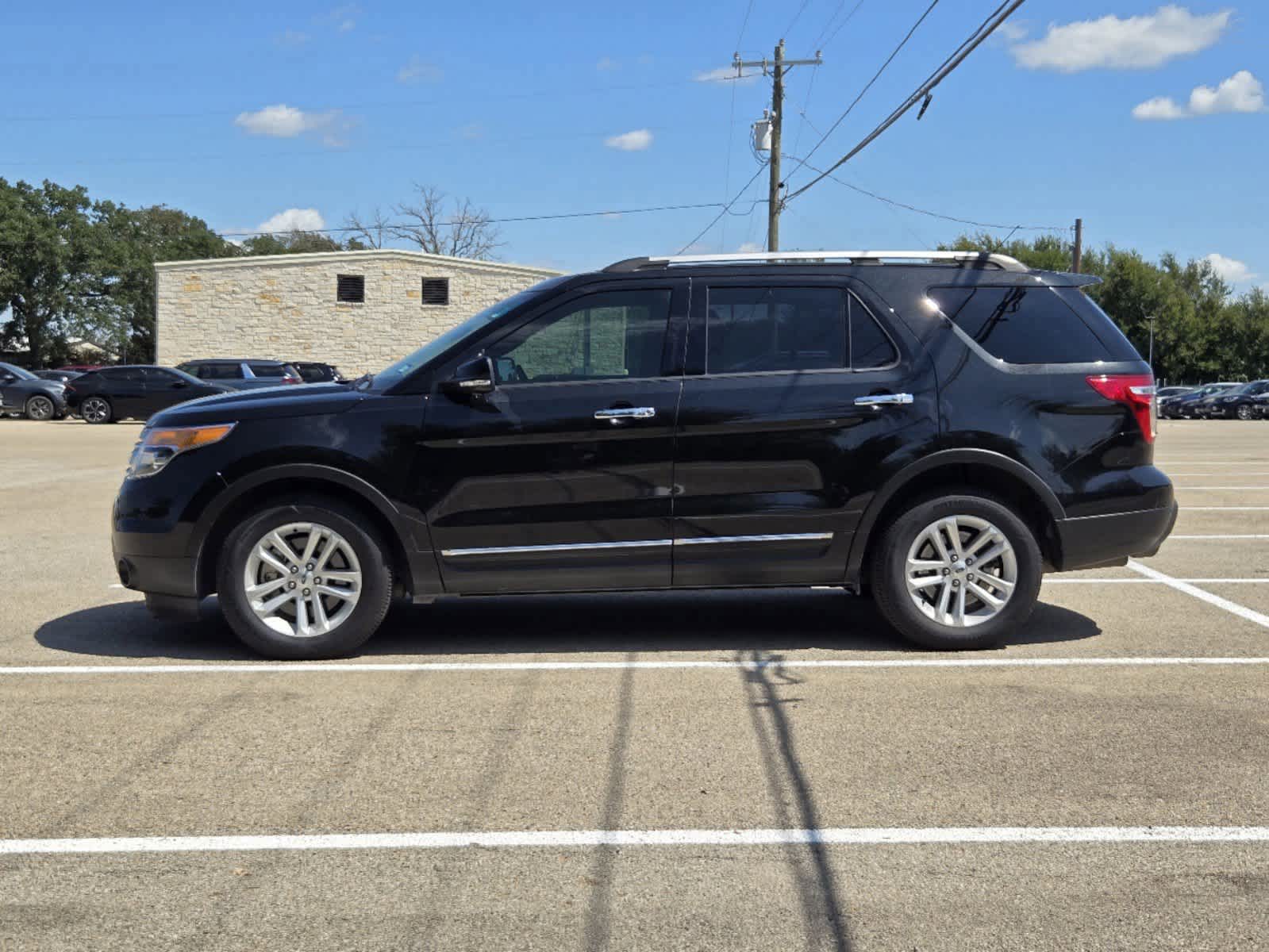 2014 Ford Explorer XLT 3