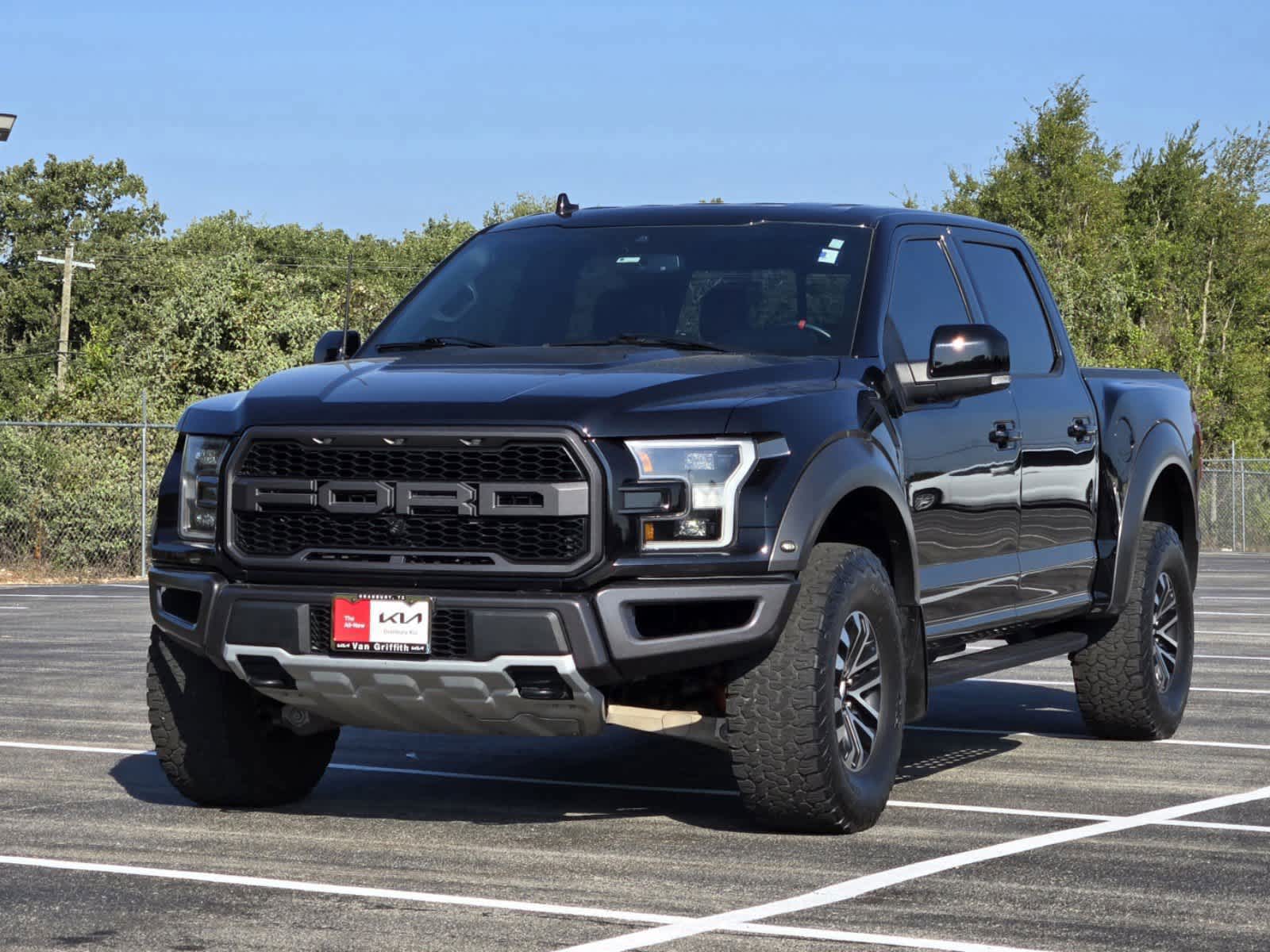 2019 Ford F-150 Raptor 4WD SuperCrew 5.5 Box 2