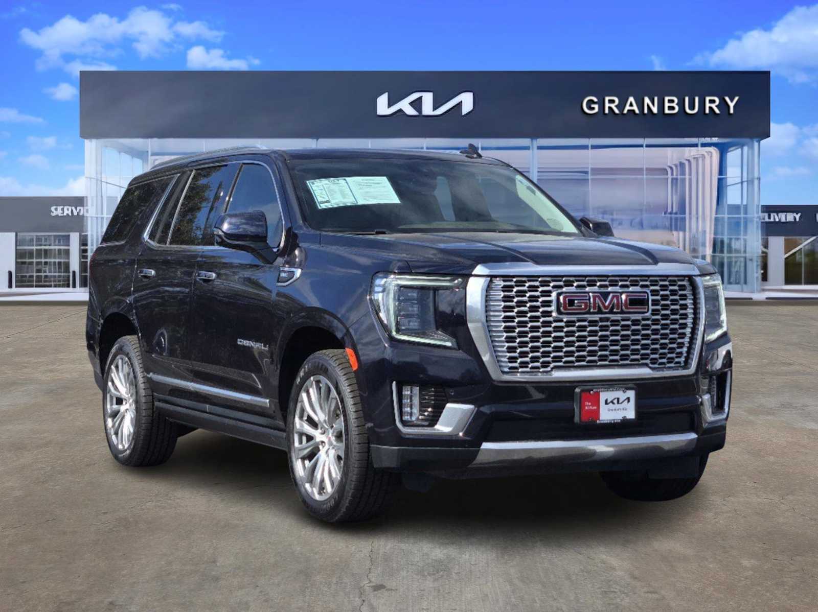 2022 GMC Yukon Denali 2