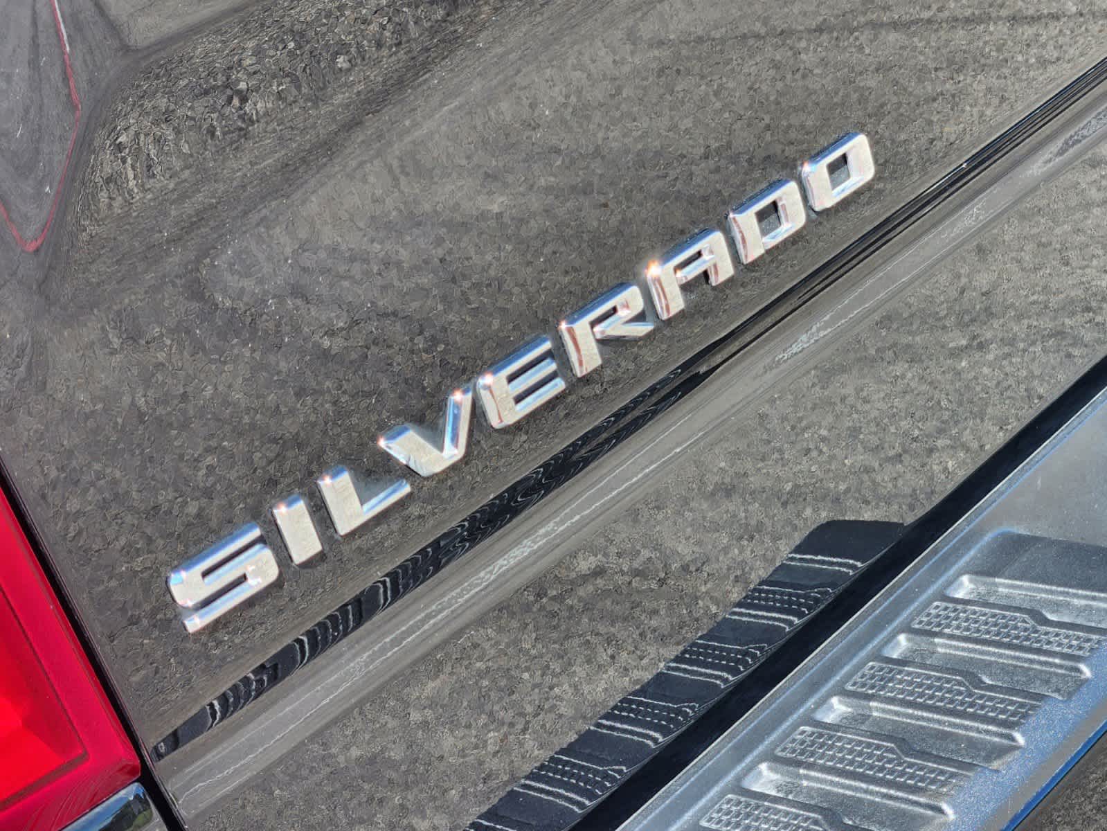 2023 Chevrolet Silverado 1500 RST 4WD Crew Cab 147 10