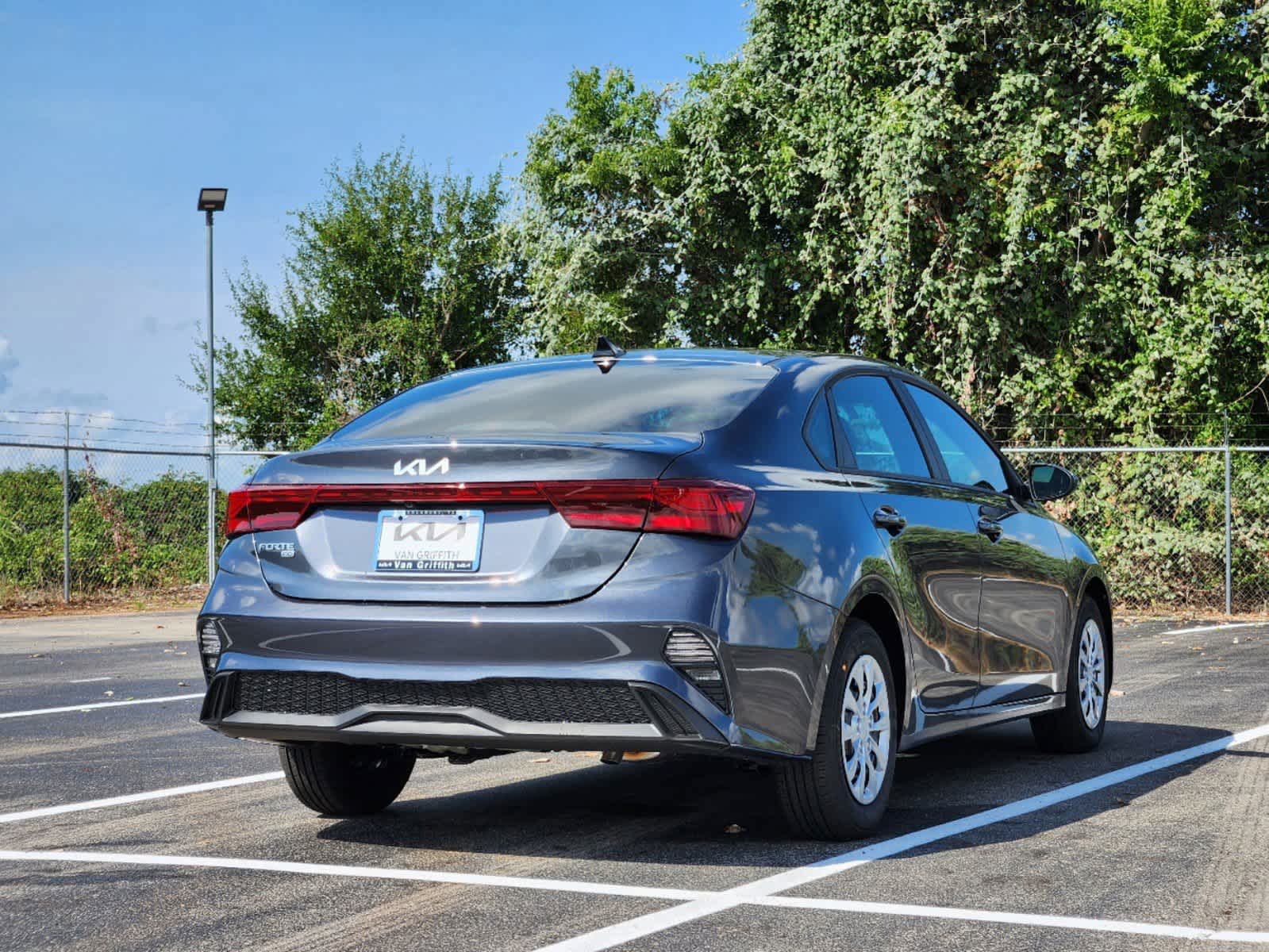 2024 Kia Forte LX 5