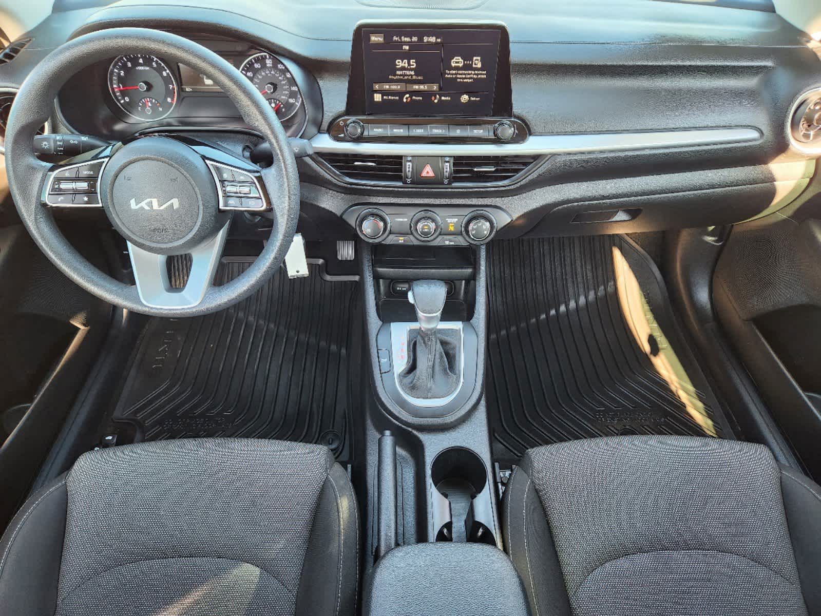 2023 Kia Forte LXS 24