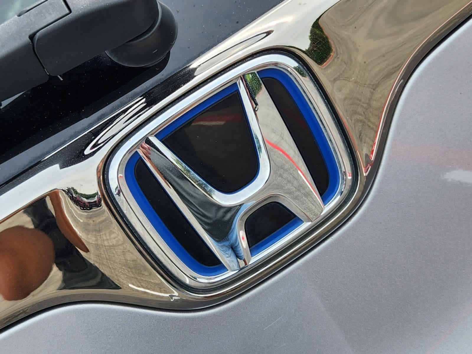 2022 Honda CR-V Hybrid Touring 10