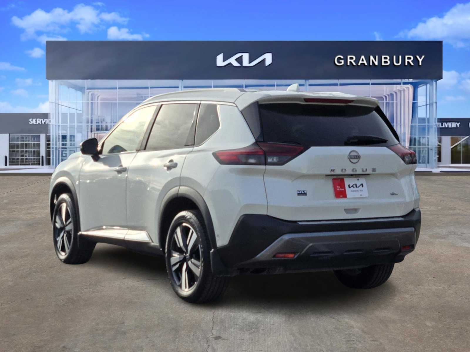 2022 Nissan Rogue SL 3