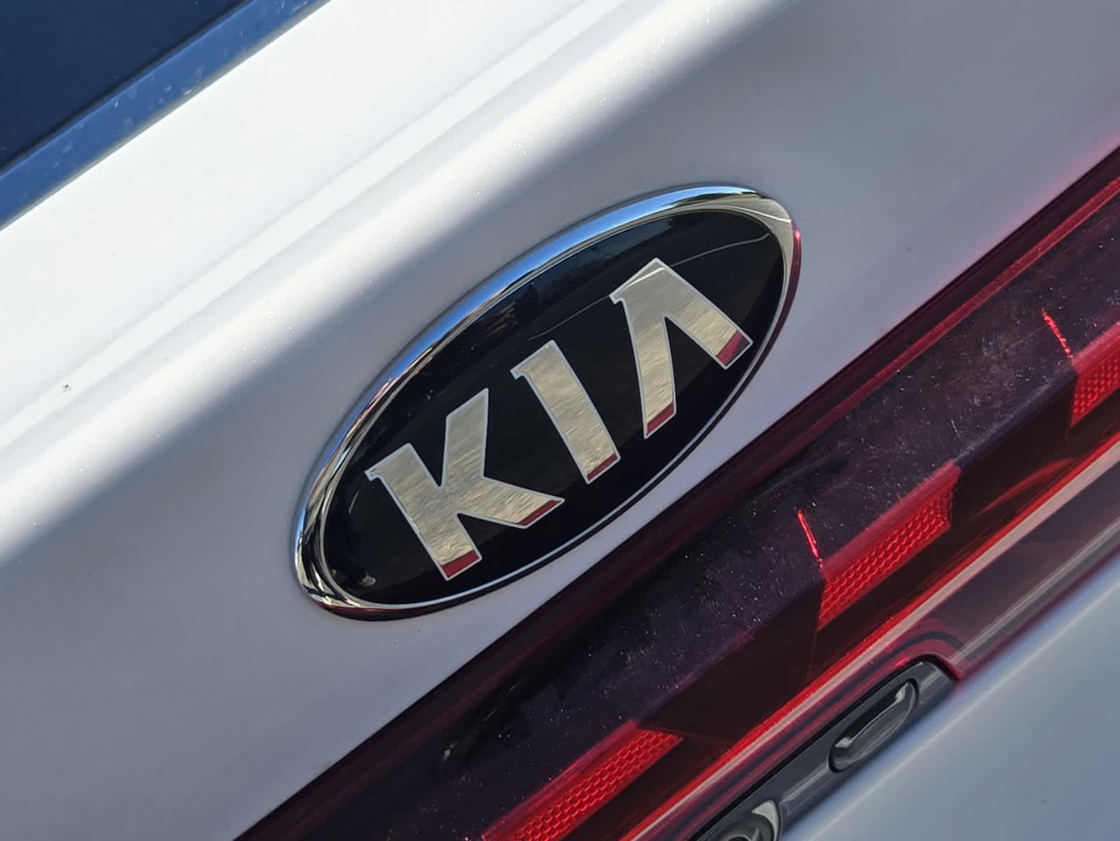 2021 Kia K5 LX 7