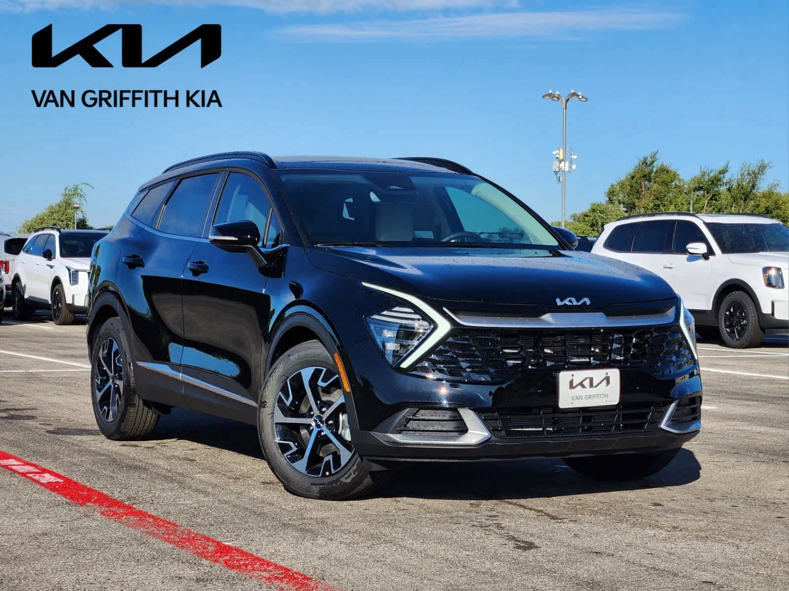 2025 Kia Sportage EX 1