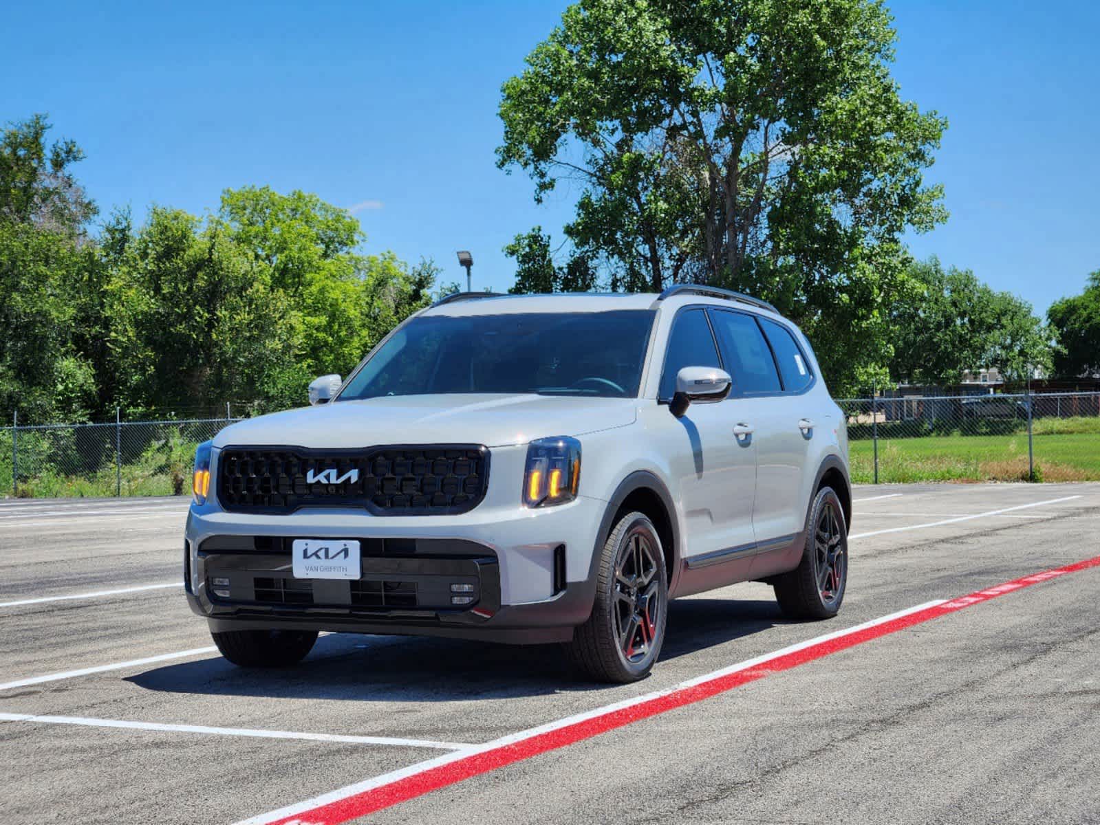 2024 Kia Telluride SX Prestige X-Line 2