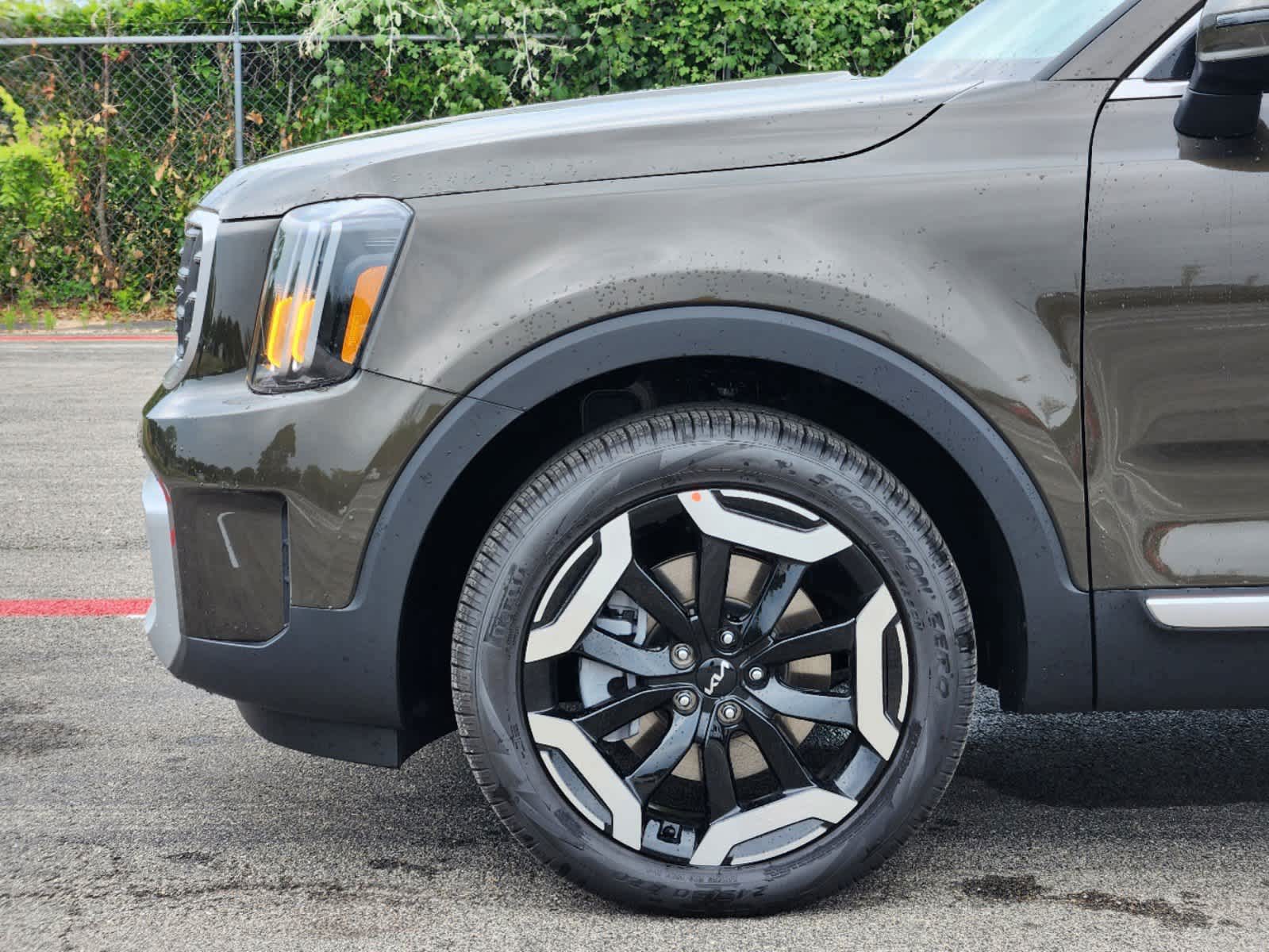 2024 Kia Telluride S 6