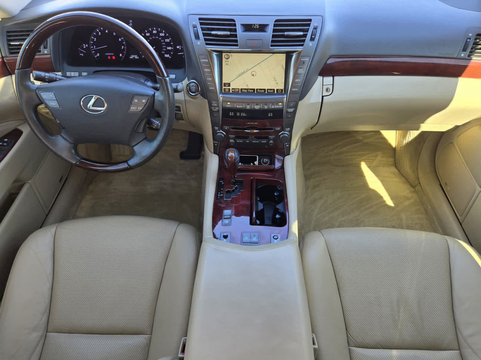 2009 Lexus LS 460  24