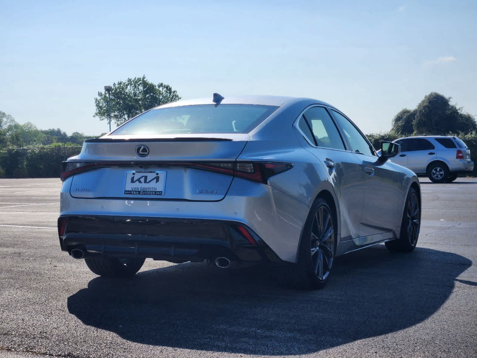 2022 Lexus IS F SPORT 4