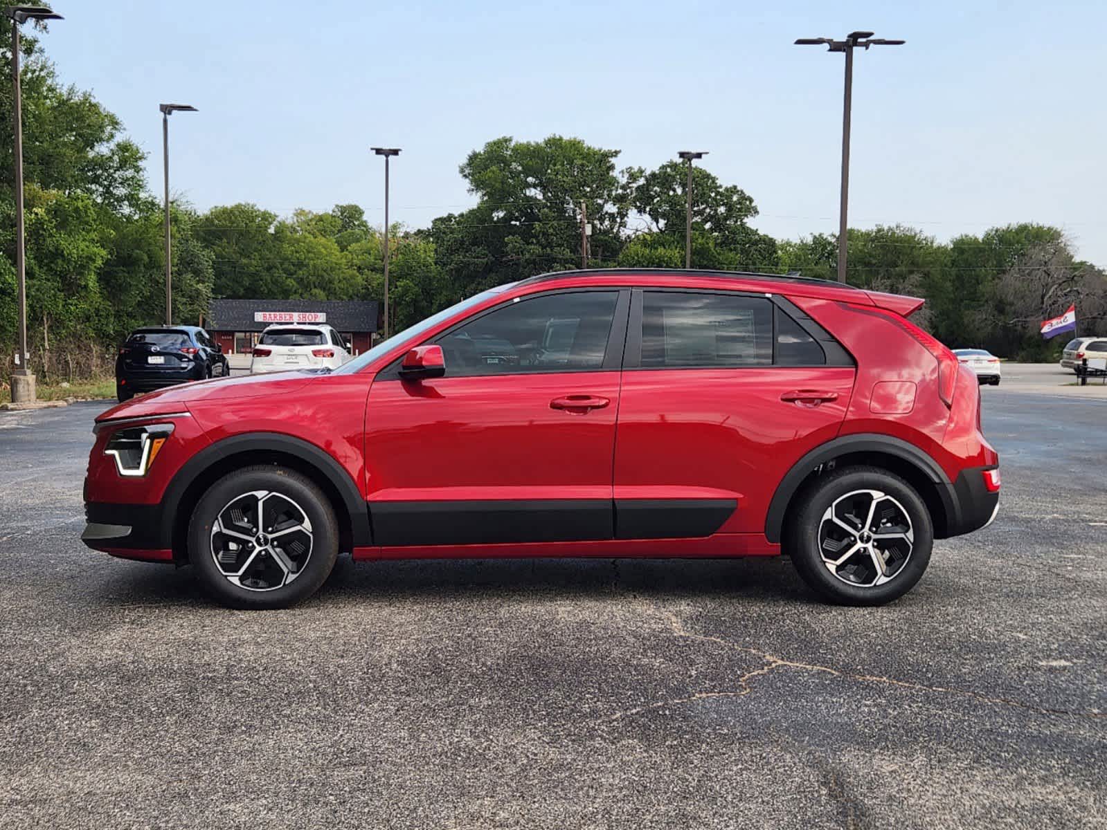 2024 Kia Niro LX 3