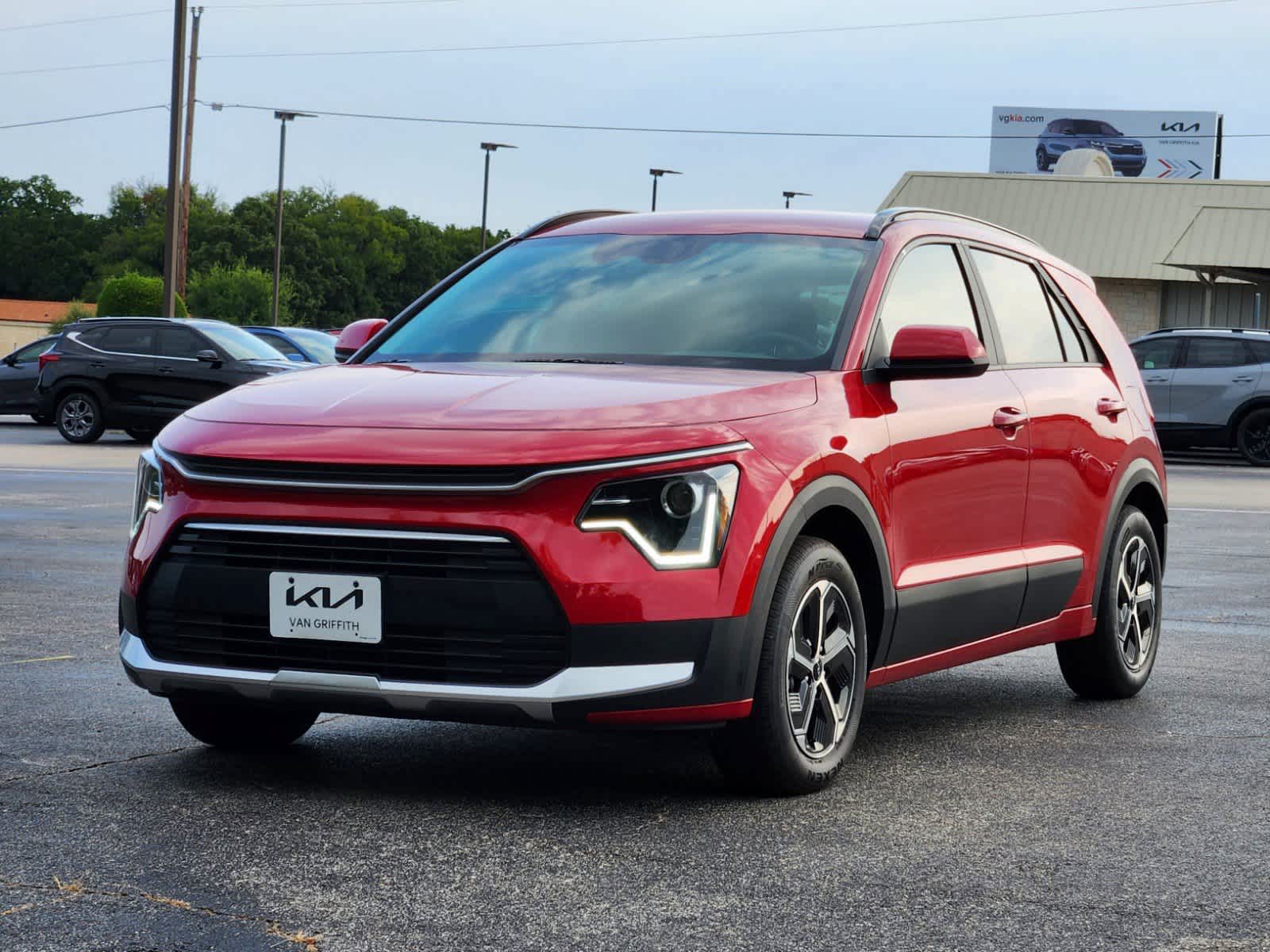 2024 Kia Niro LX 2