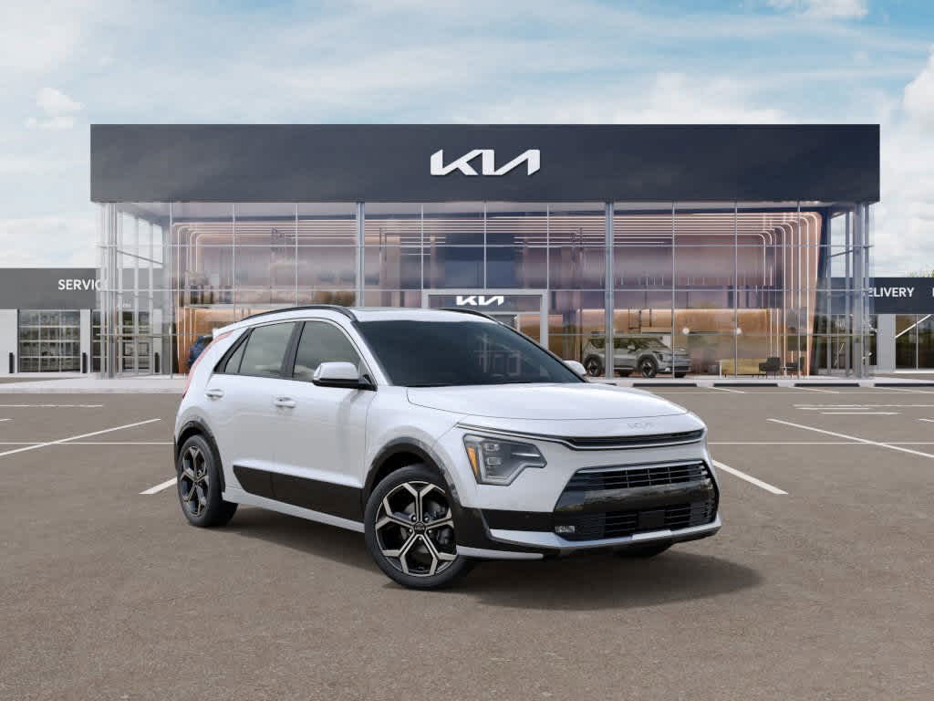 2025 Kia Niro Plug-In Hybrid SX Touring 8