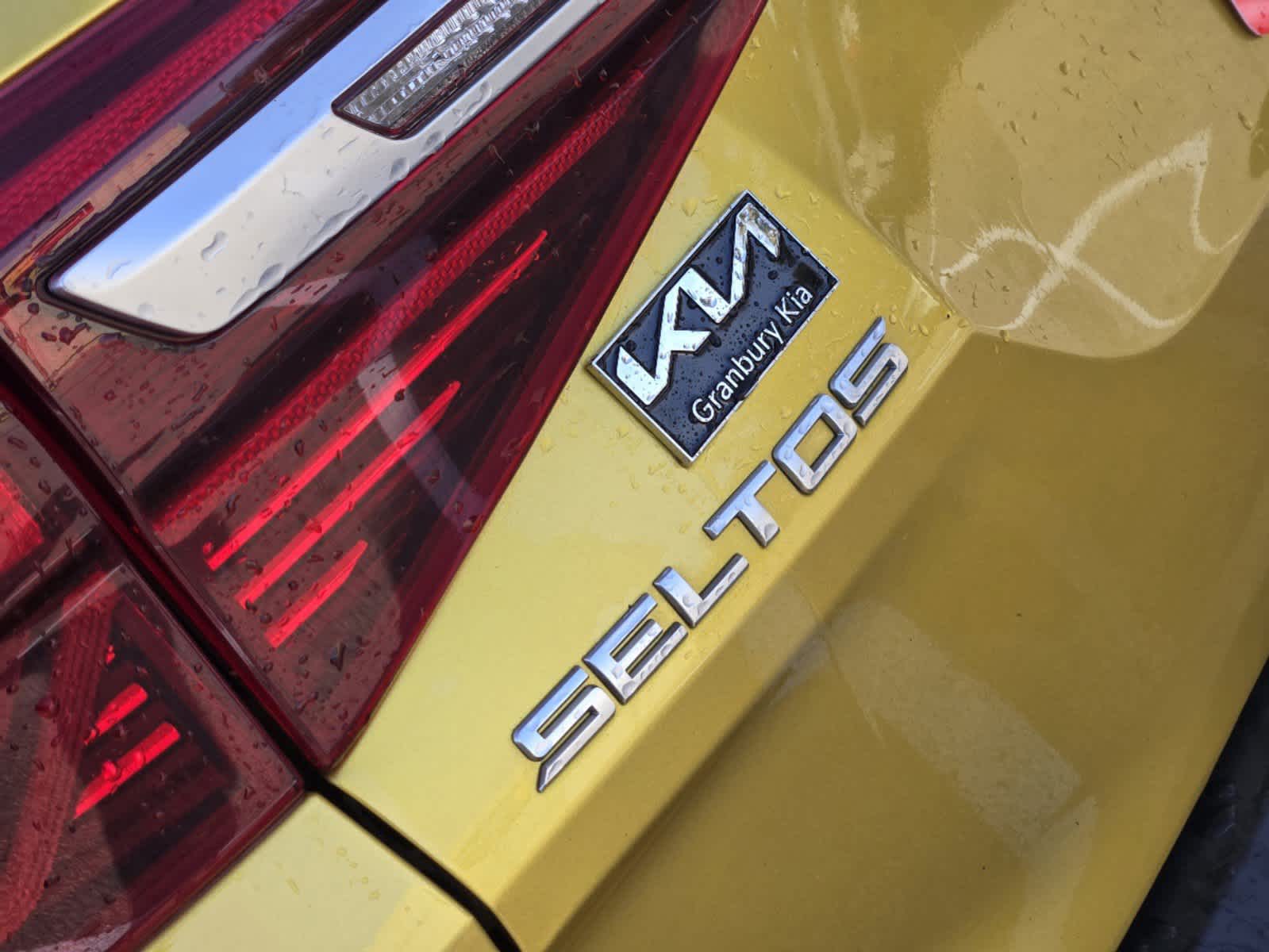 2022 Kia Seltos S 7