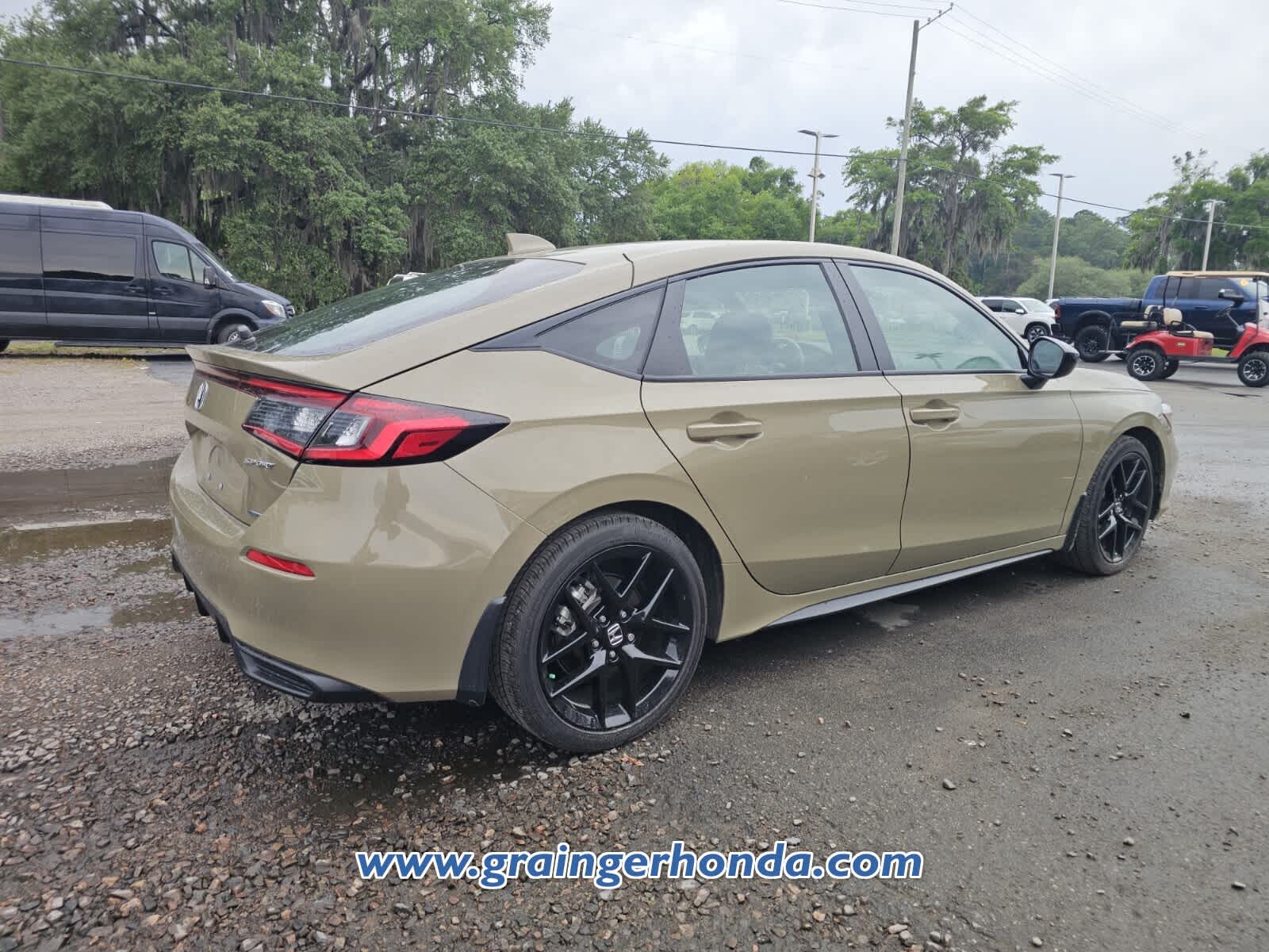 2025 Honda Civic Hatchback Sport - Photo 6