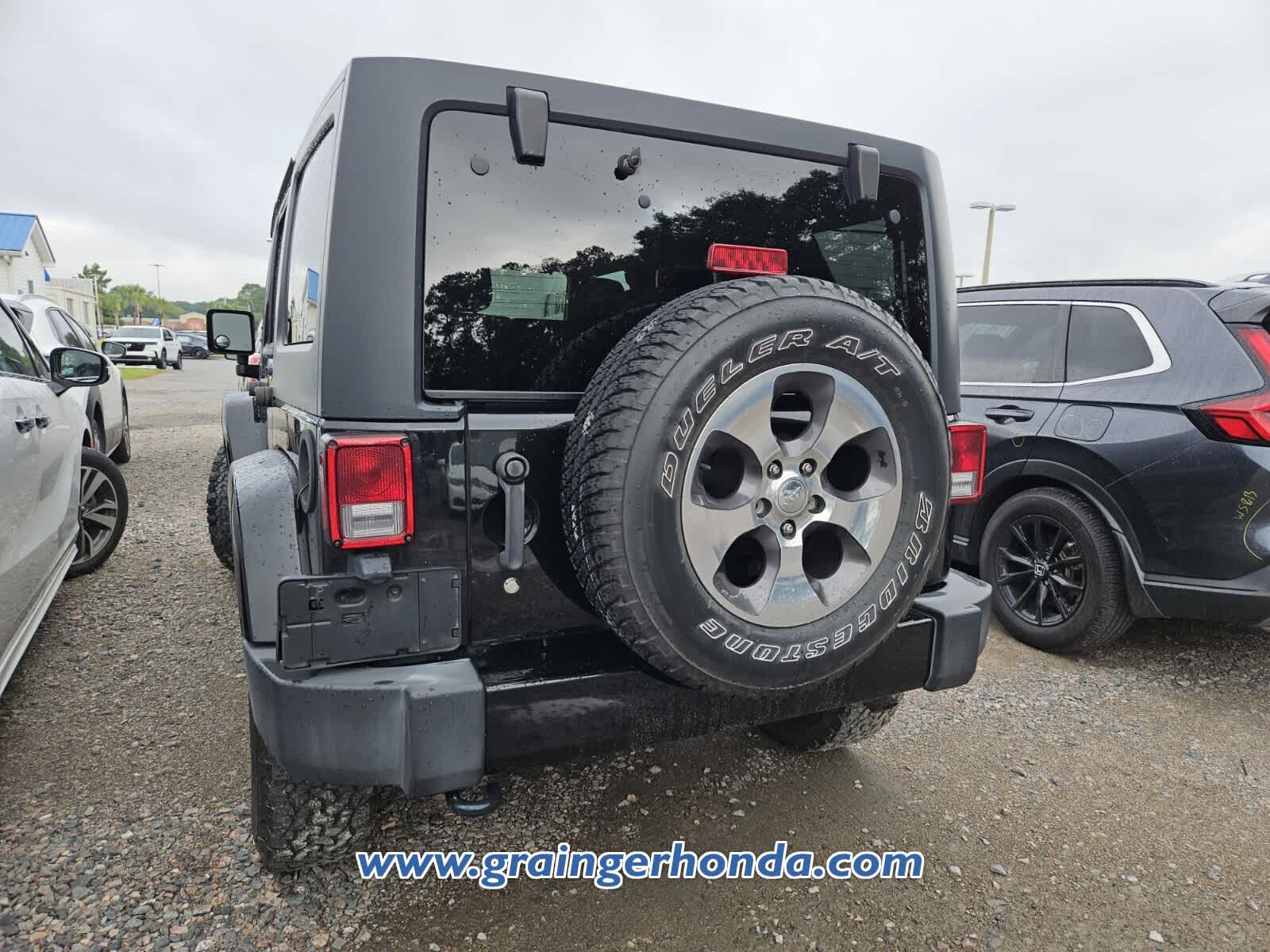 Used 2017 Jeep Wrangler Unlimited SUV