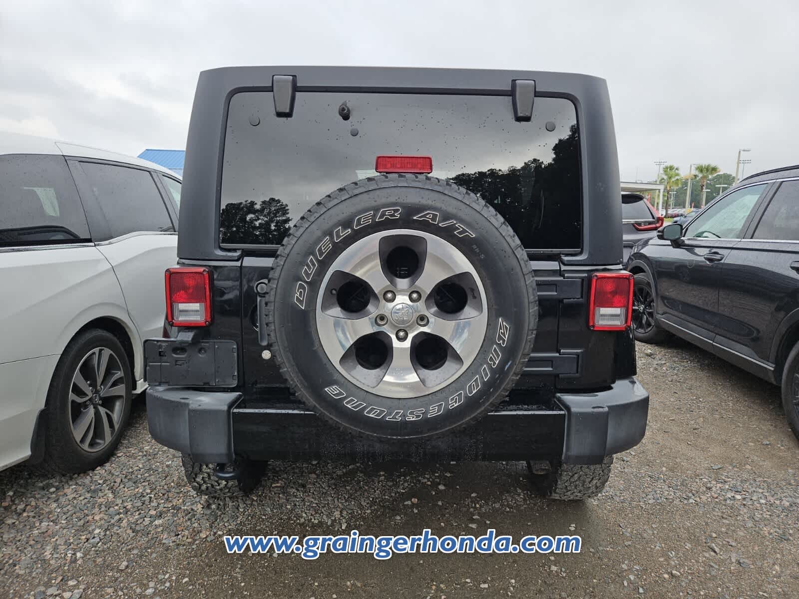 Used 2017 Jeep Wrangler Unlimited SUV