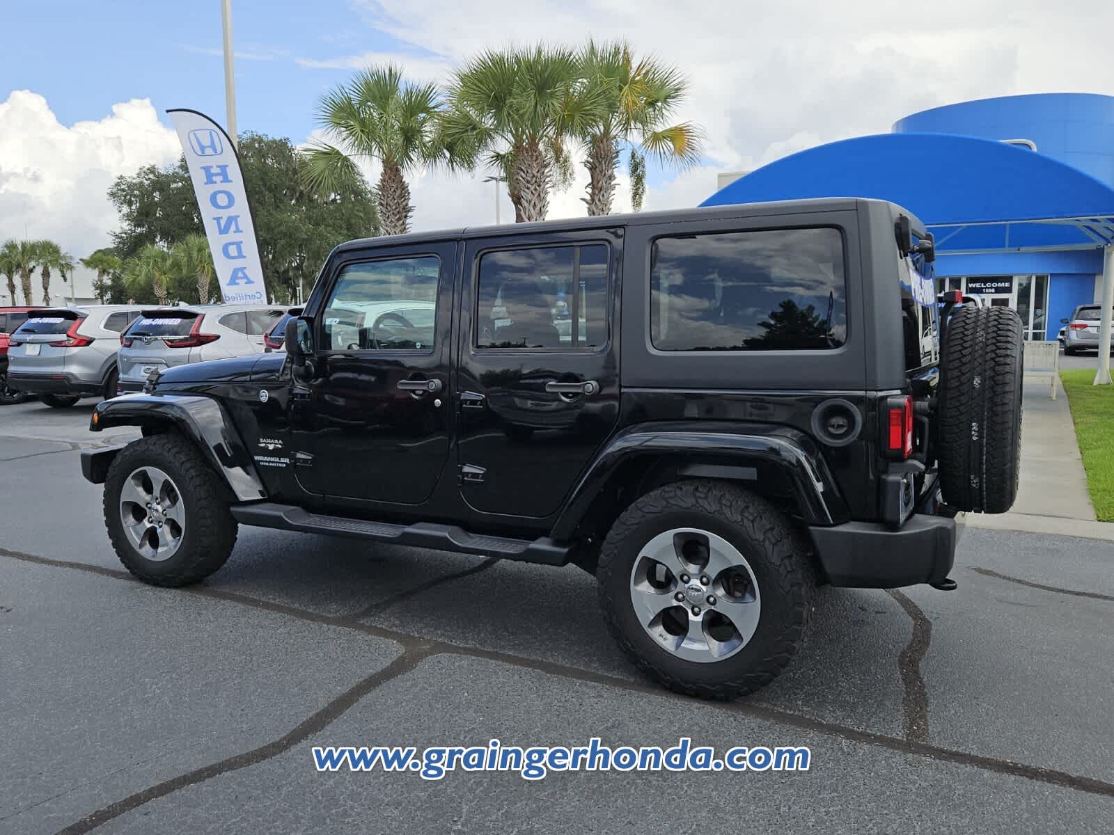 Used 2017 Jeep Wrangler Unlimited SUV
