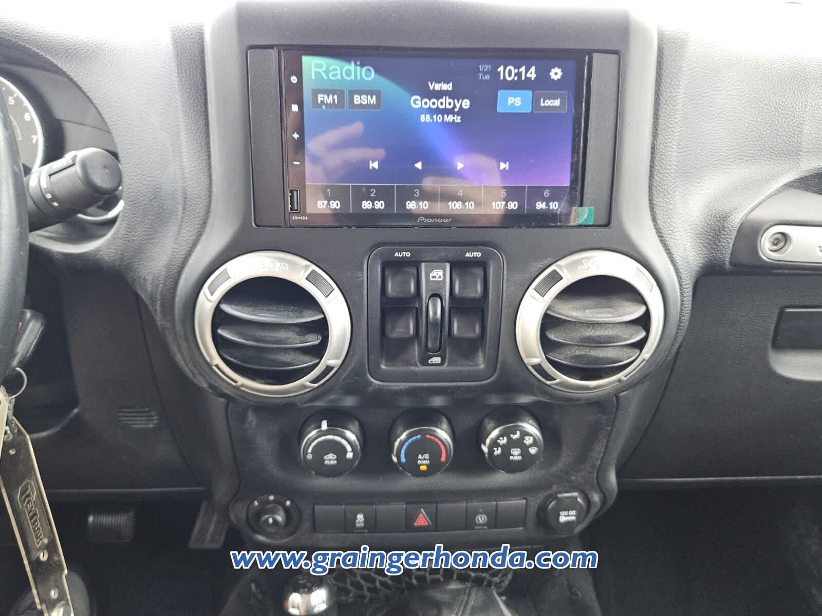 Used 2017 Jeep Wrangler Unlimited SUV