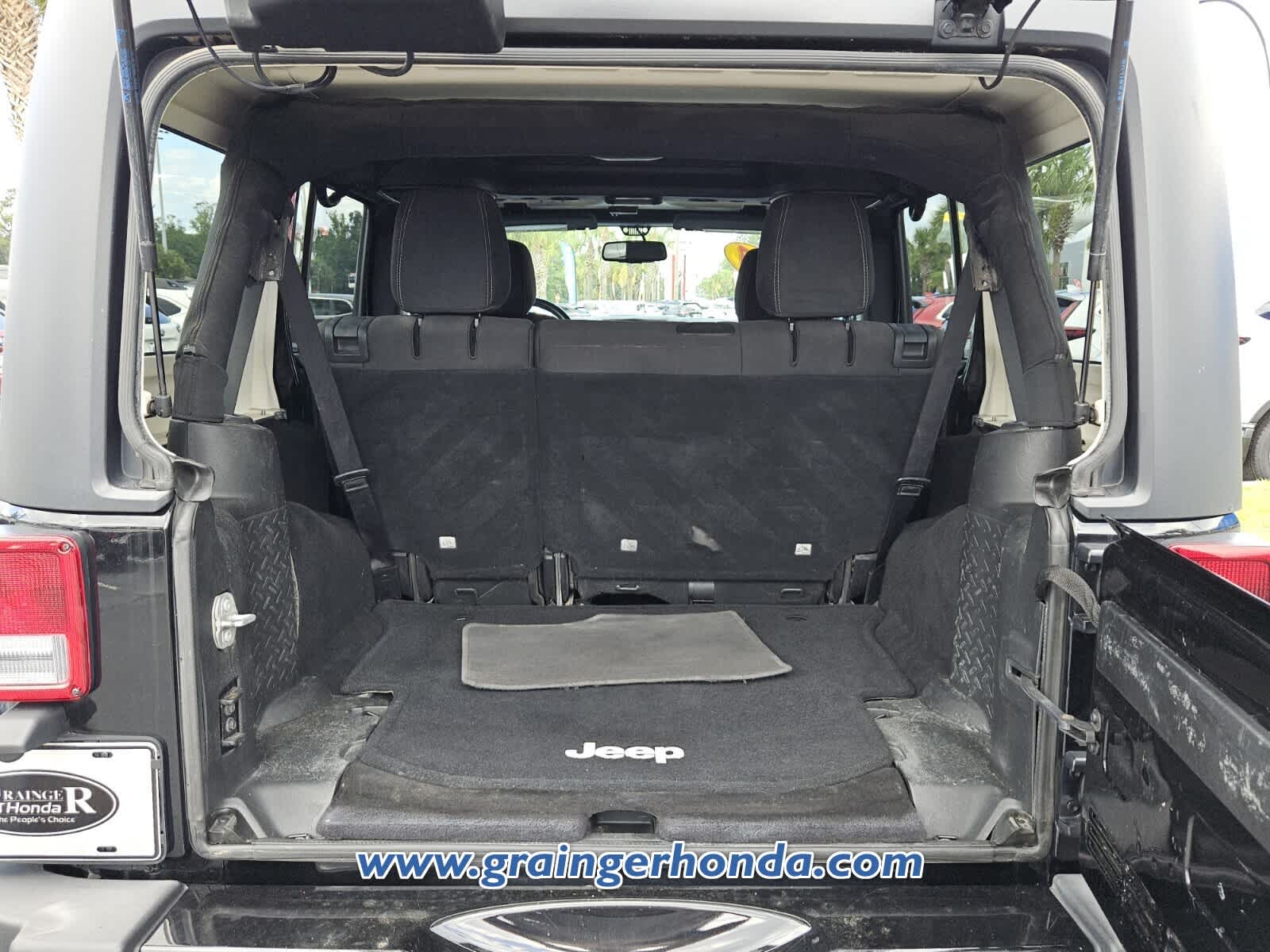 Used 2017 Jeep Wrangler Unlimited SUV