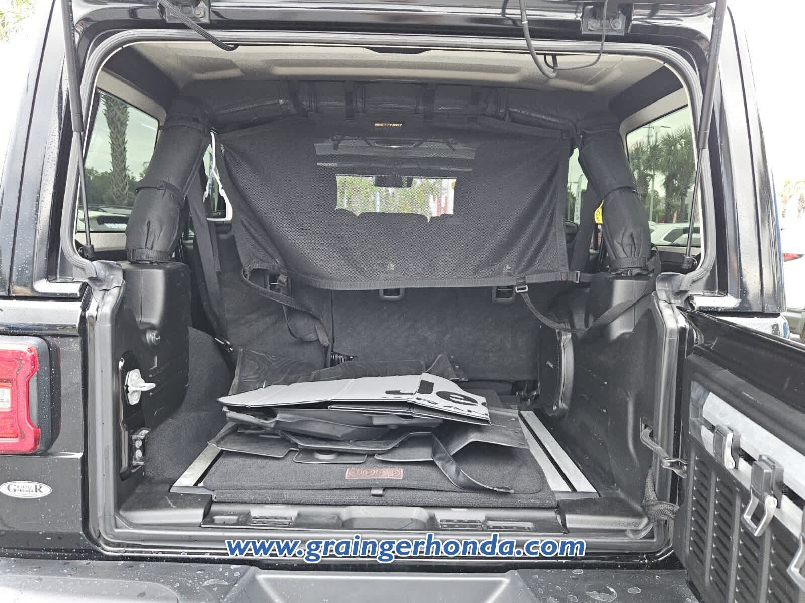Used 2018 Jeep Wrangler Unlimited SUV