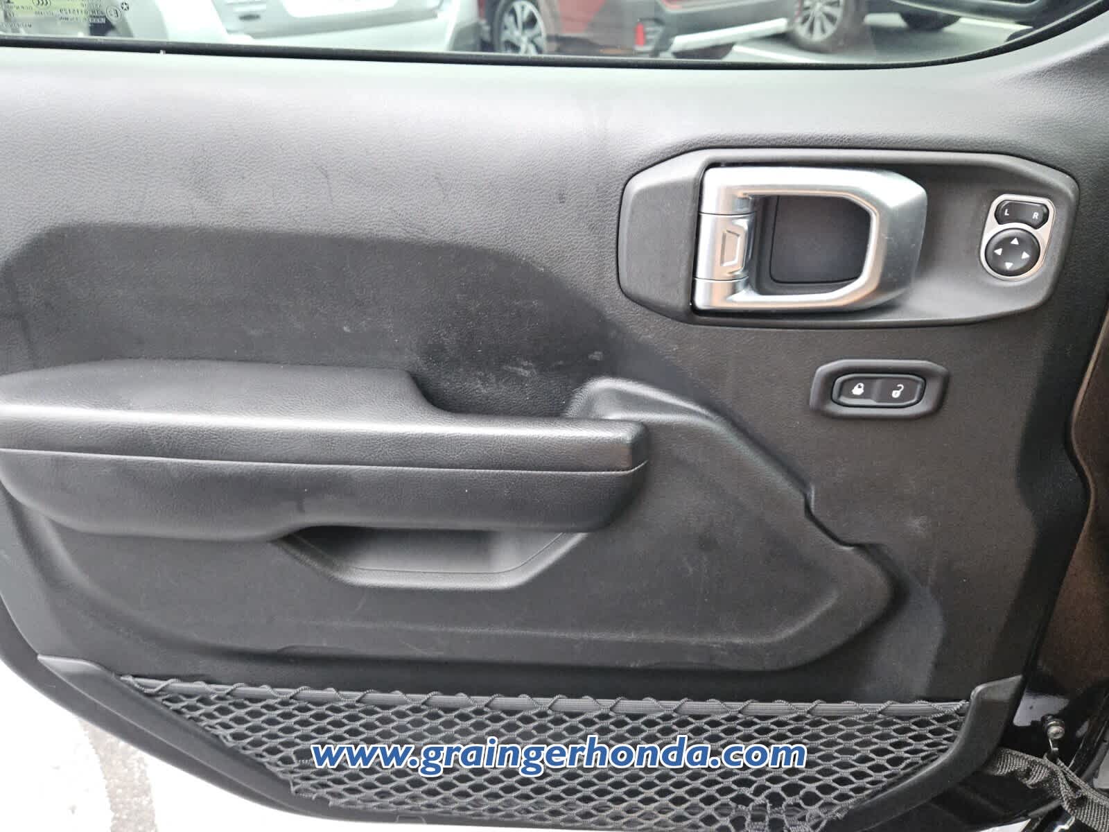 Used 2018 Jeep Wrangler Unlimited SUV