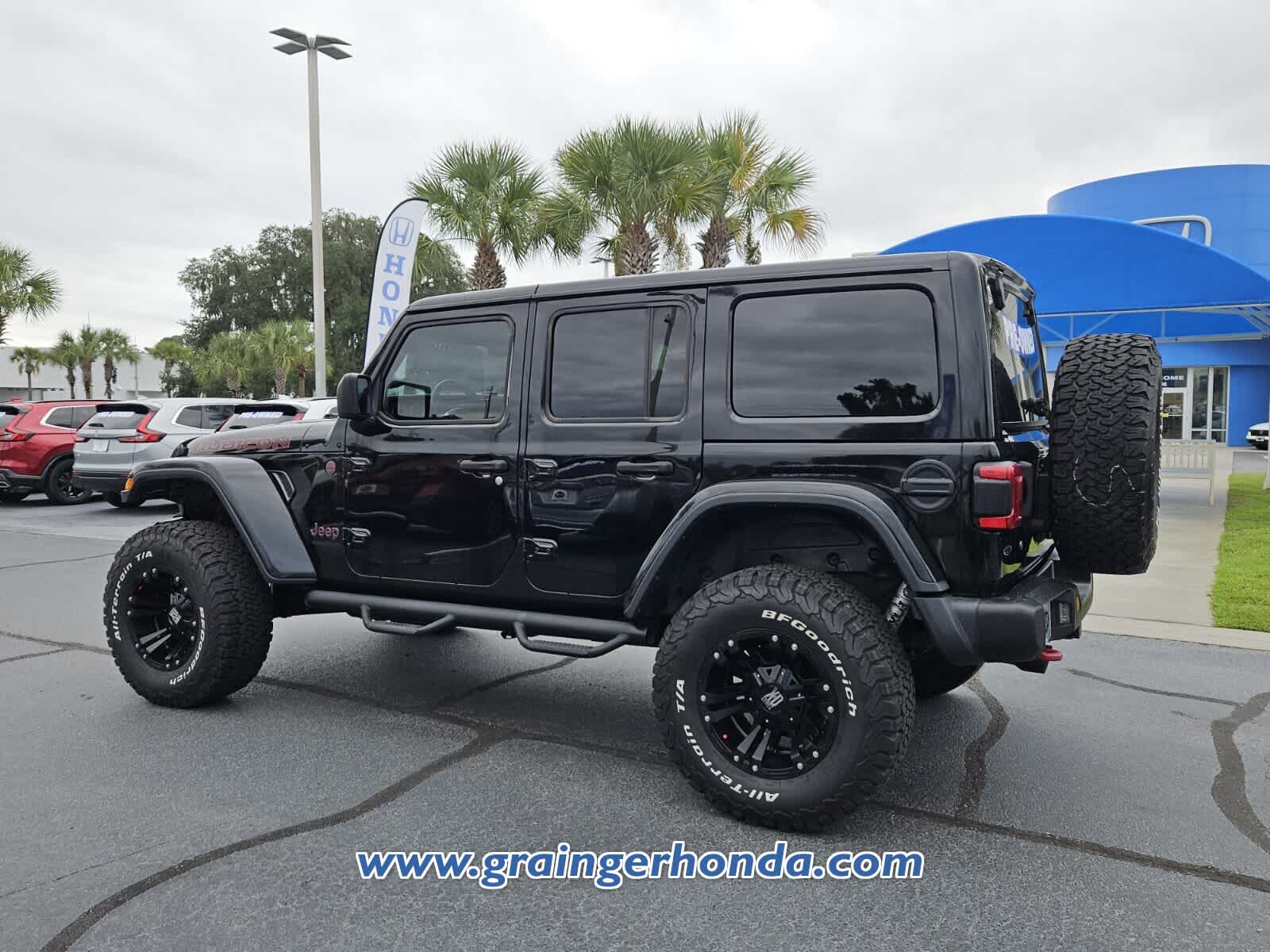 Used 2018 Jeep Wrangler Unlimited SUV