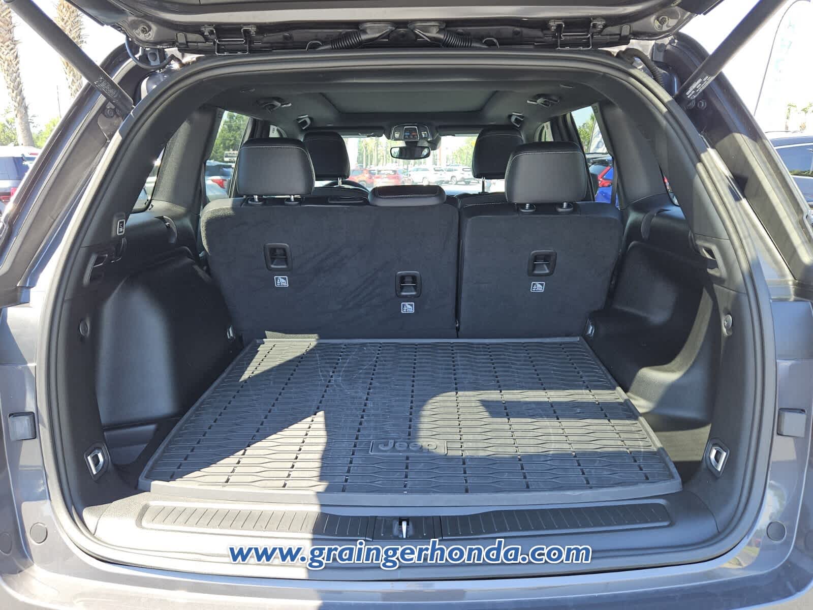 Used 2024 Jeep Grand Cherokee SUV
