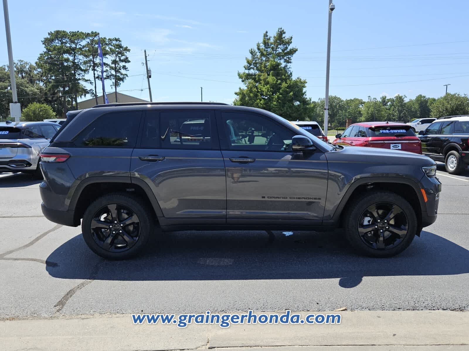 Used 2024 Jeep Grand Cherokee SUV