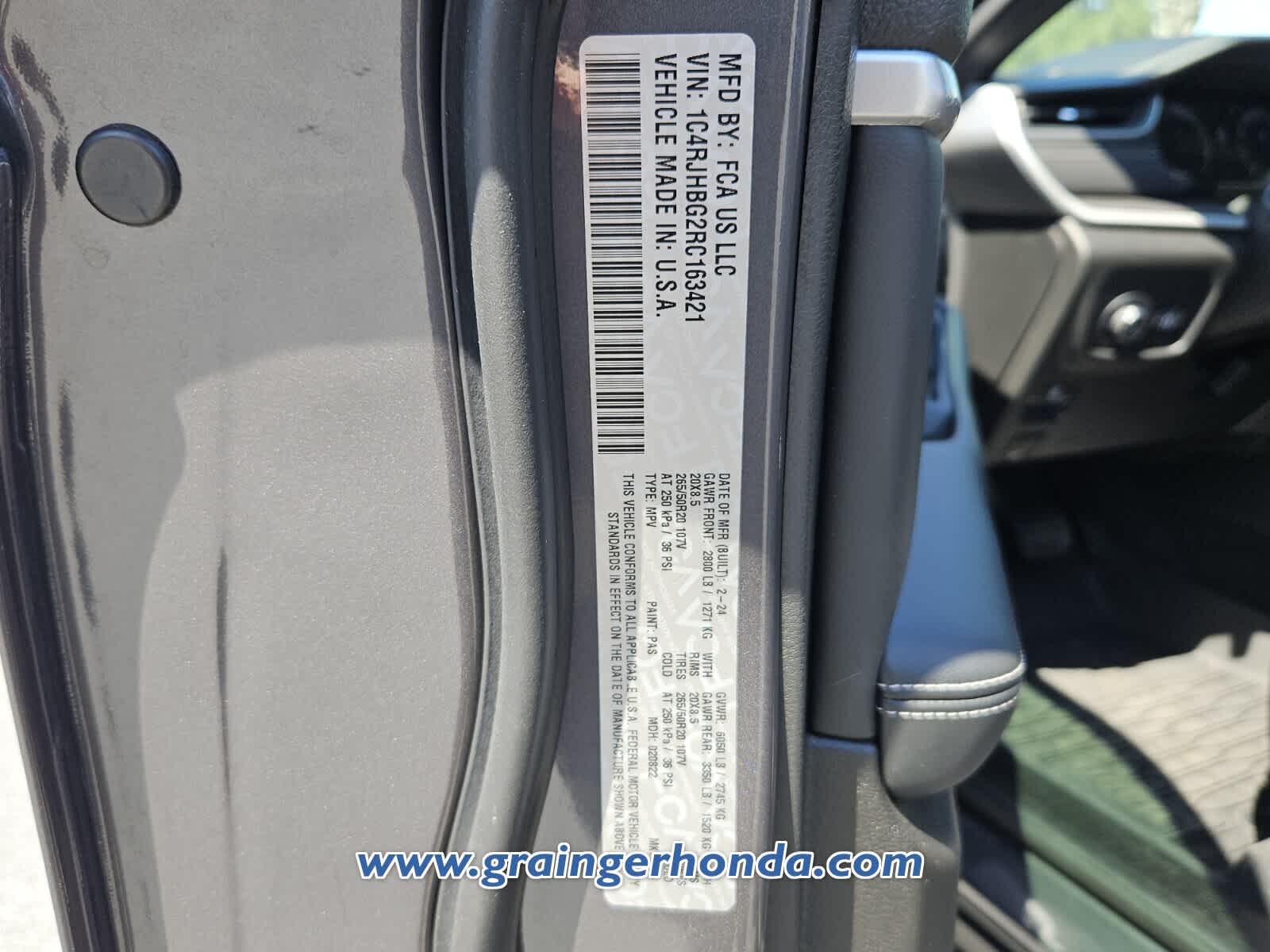 Used 2024 Jeep Grand Cherokee SUV