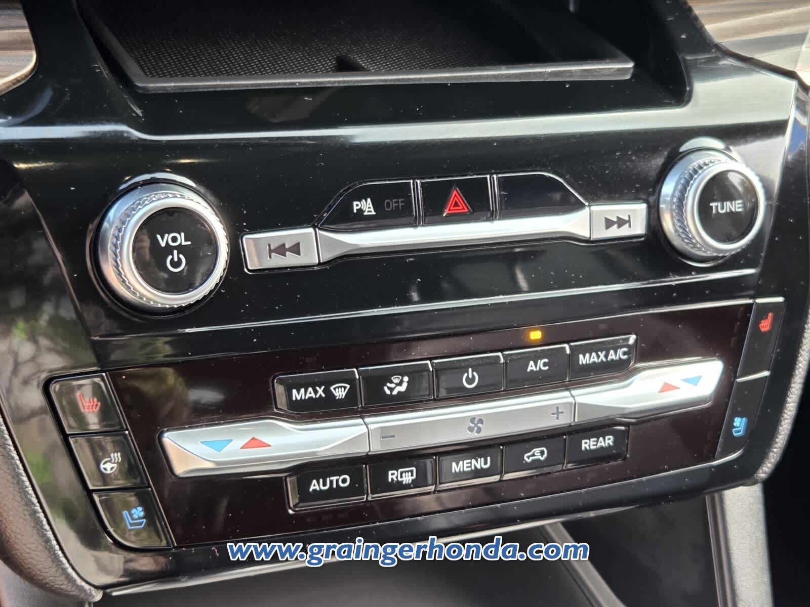 2023 Ford Explorer Limited - Photo 20