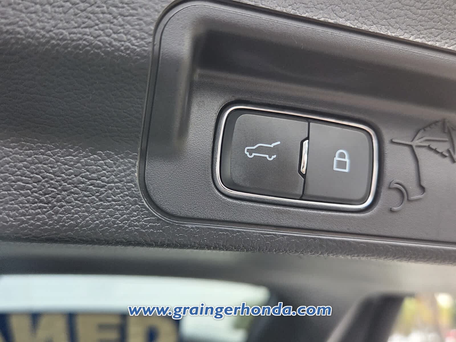 2023 Ford Explorer Limited - Photo 13