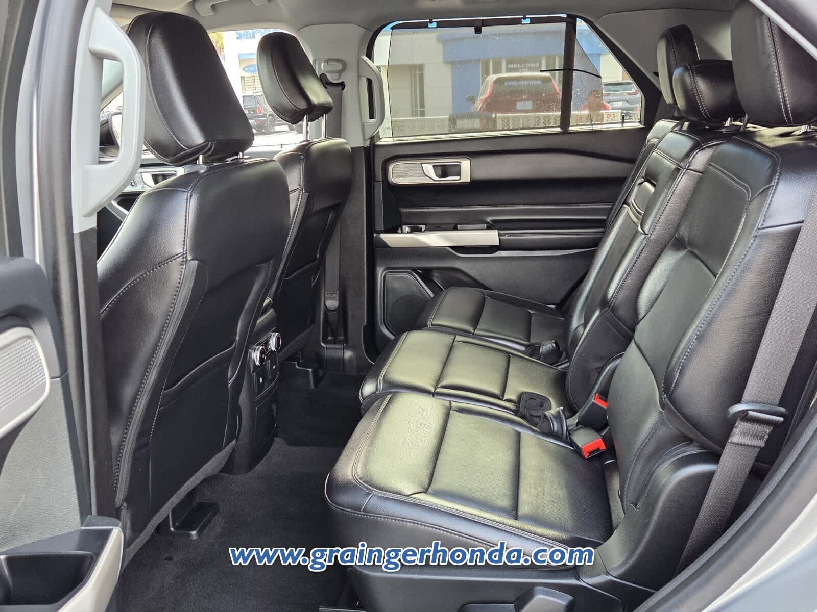 2023 Ford Explorer Limited - Photo 10