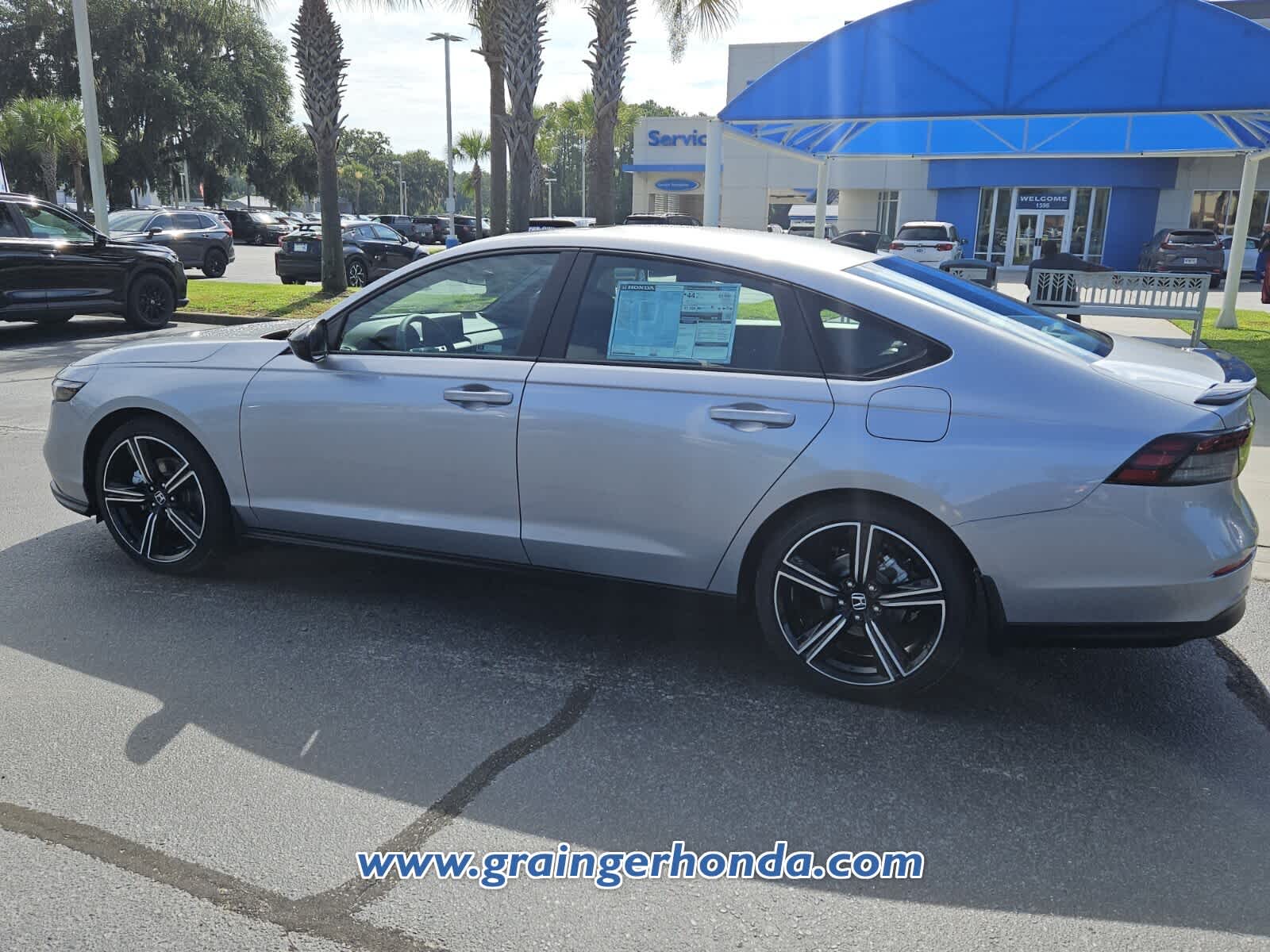 New 2026 Honda Accord Hybrid Sedan