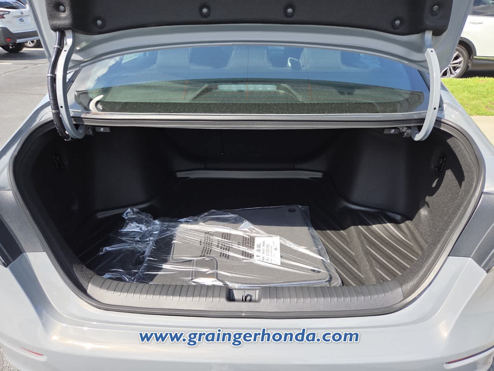 New 2026 Honda Accord Hybrid Sedan