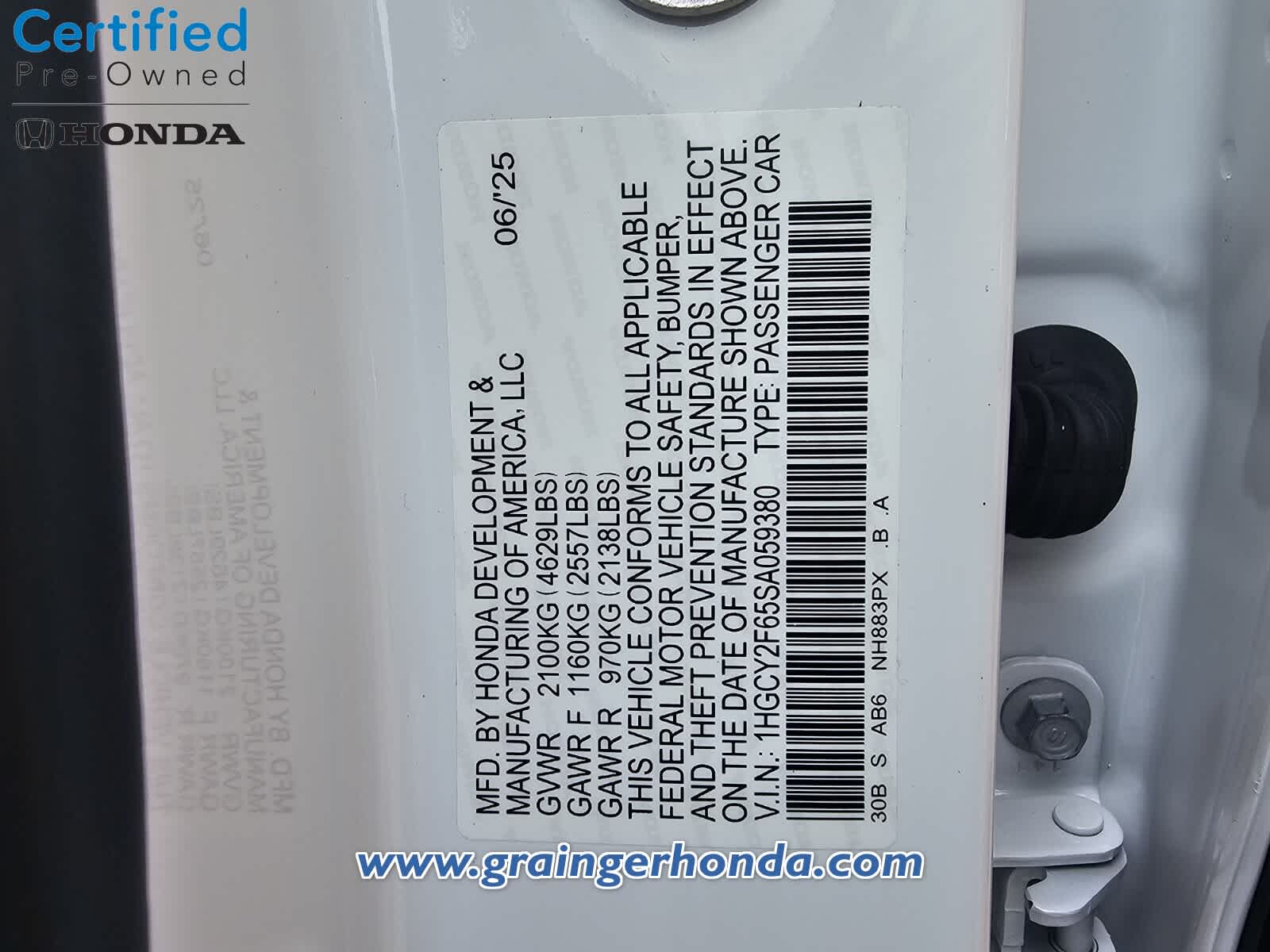 2025 Honda Accord Hybrid EX-L - Photo 14