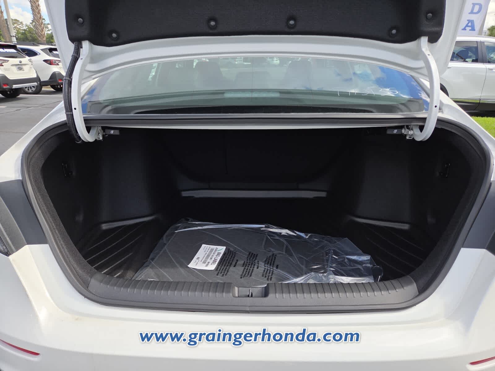 New 2026 Honda Accord Hybrid Sedan