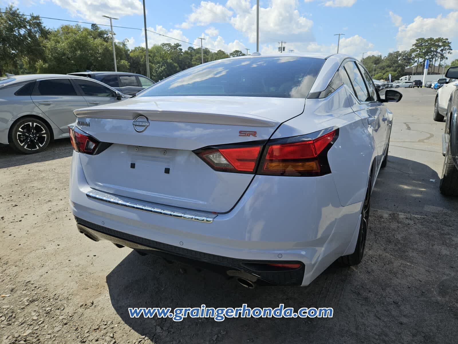 Used 2023 Nissan Altima Sedan