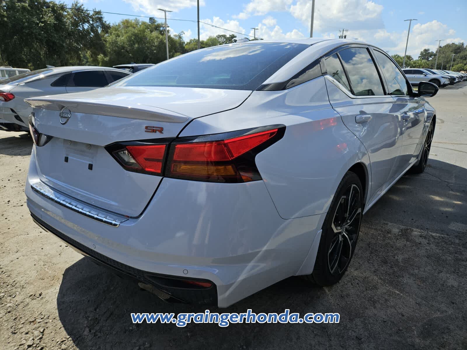 Used 2023 Nissan Altima Sedan