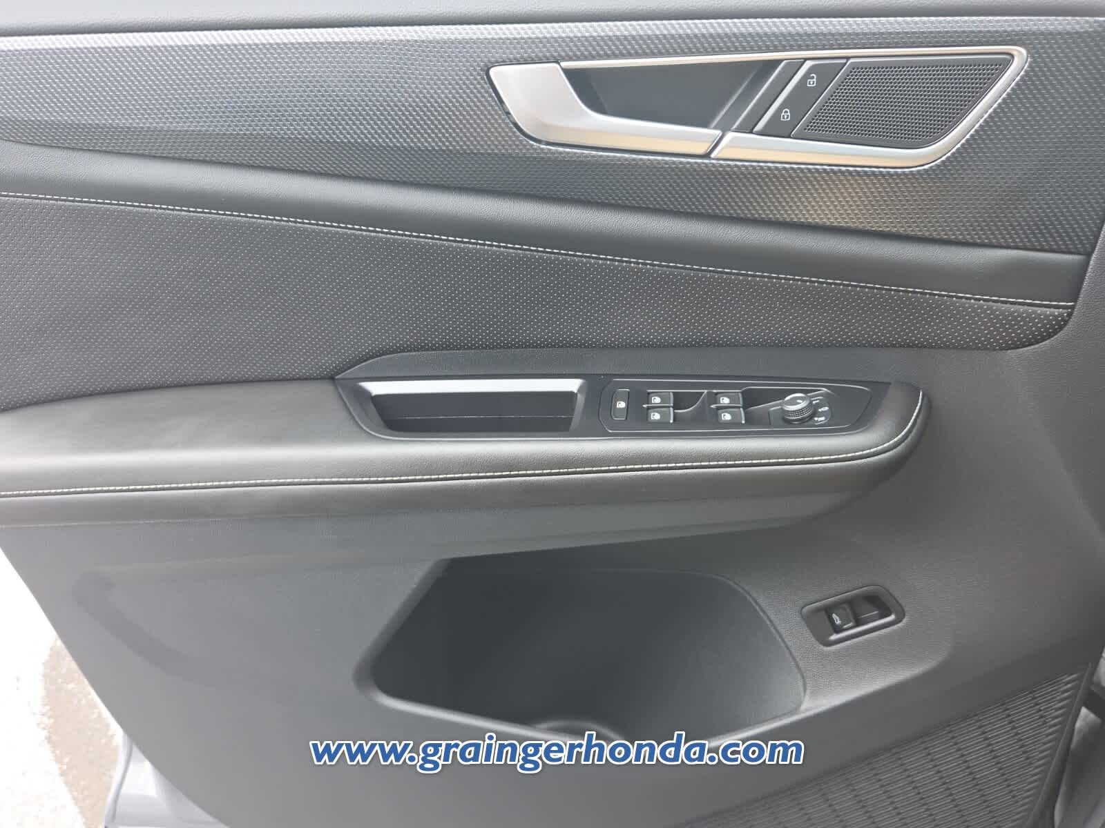 Used 2024 Volkswagen Atlas Cross Sport SUV